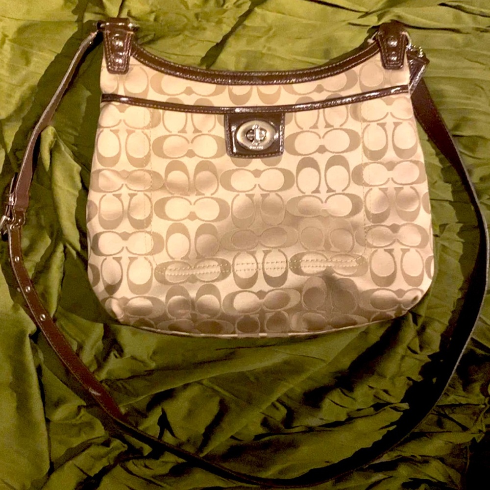 Coach e1221-f19259 bag purse handbag